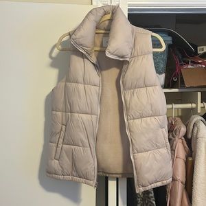 Sleeveless puffer vest